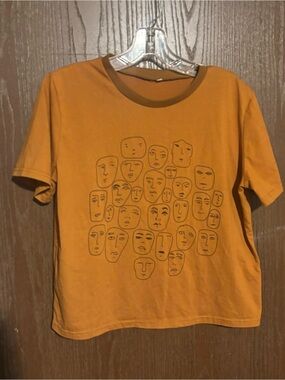 Short-Sleeve Graphic Face Tee